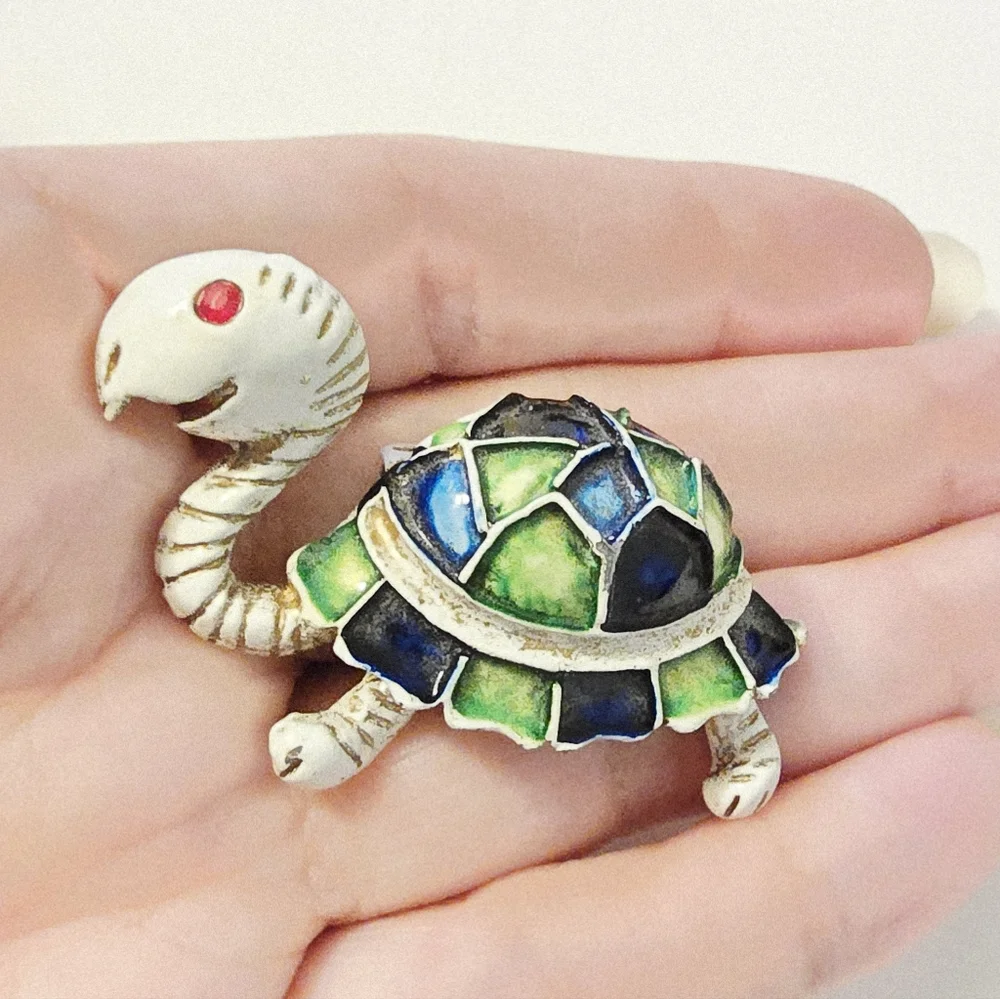 3/$50 Vintage 60s enamel turtle brooch with rhinestone eyes green blue shell